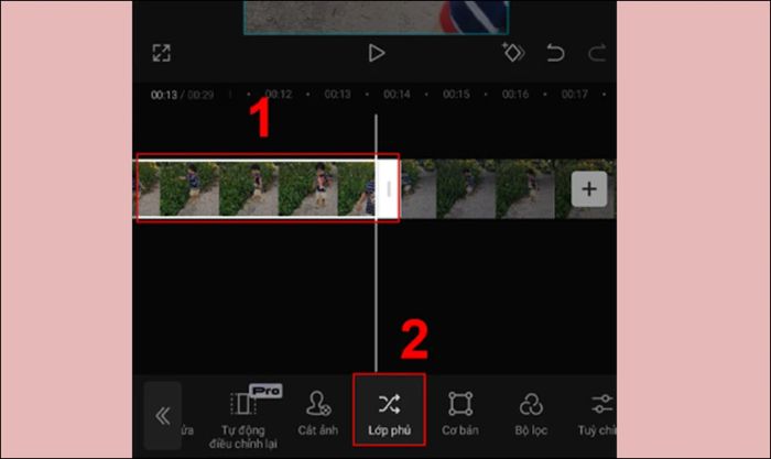 Chọn video và nhấn vào Lớp phủ