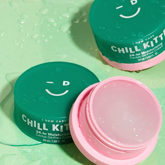 the green and pink container of the clear gel moisturizer