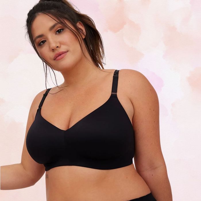 Model showcasing the black bra