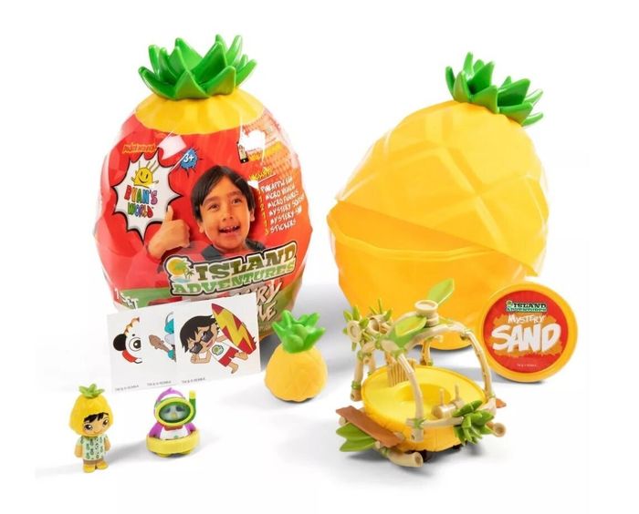 The pineapple surprise toy