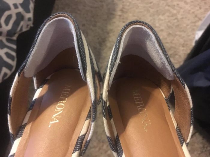 The suede heel grips