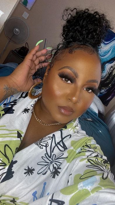 reviewer’s perfectly laid edges after applying the styling wax