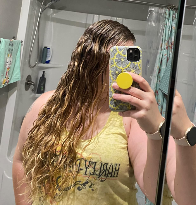 The same reviewer displaying their hair immediately after using the product.