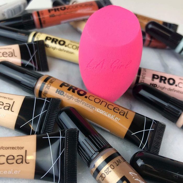 The concealer in action