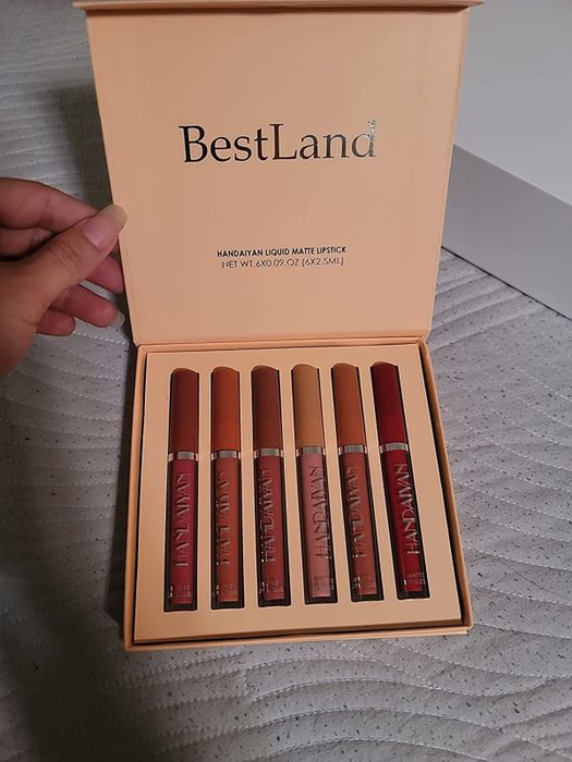 Review photo of the lipstick set