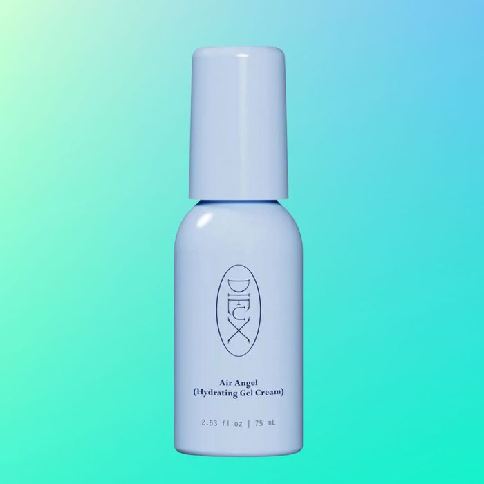 Dieux Air Angel Hydrating Gel Cream in a blue bottle, containing 2.53 fl oz (75 ml).
