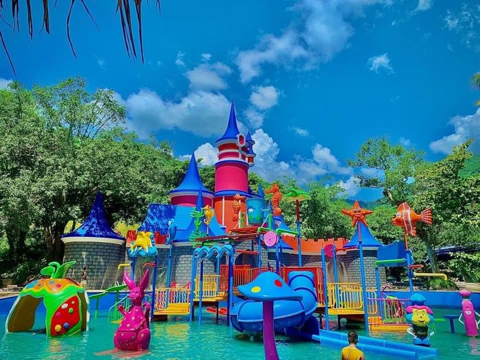 Suối Tiên Tourist Area Image 2