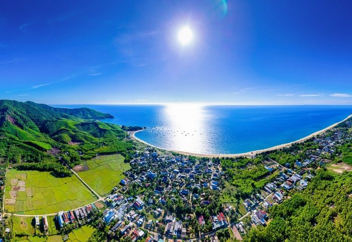 Khám phá bãi biển Lộ Diêu: vẻ đẹp hoang sơ đầy mê hoặc 2