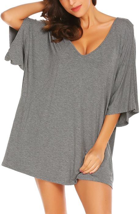 A model is wearing a gray shirt.
