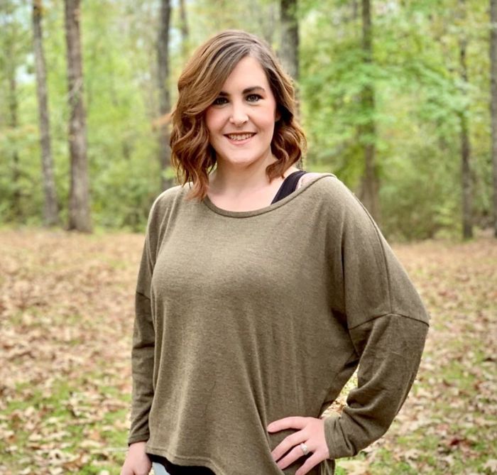 Another reviewer rocking the khaki version of the pullover