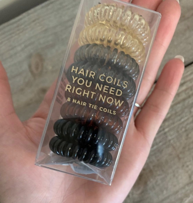 A reviewer's photo of the spiral hair coils.