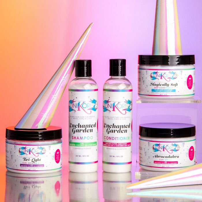 The Kaleidoscope Unikorn specialty box includes five full-sized hair care products, perfect for anyone looking to upgrade their routine.