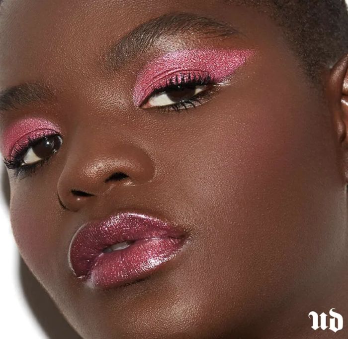 A model flaunting a stunning eye look achieved using shades from the Cherry Palette.