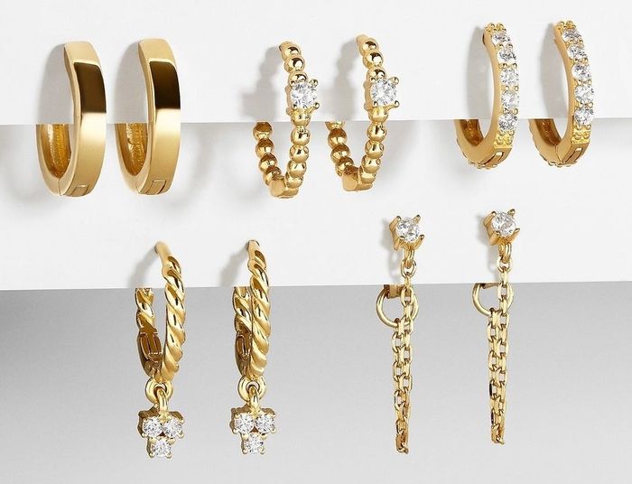the five-pair set of huggie hoop earrings