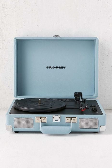 the blue crosley tourmaline cruiser record player
