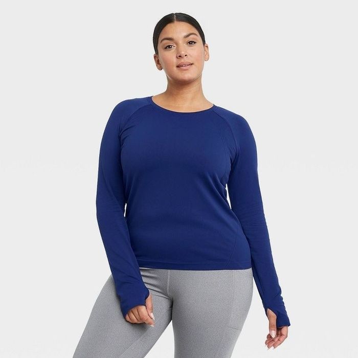 Model showcasing the sapphire core long-sleeve t-shirt