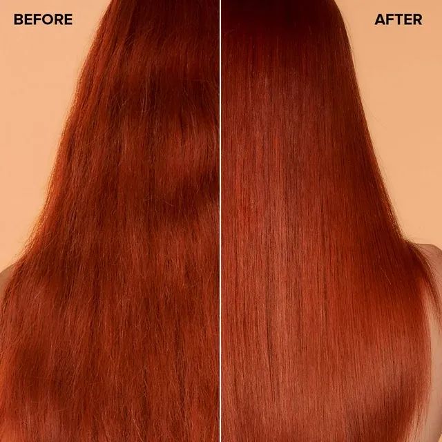 Half of the model’s hair looks dry, while the other half appears moisturized