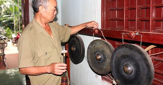 Nhạc cụ dân tộc không chỉ là phương tiện biểu đạt nghệ thuật mà còn là cầu nối giữa quá khứ và hiện tại, giúp chúng ta hiểu và trân trọng hơn nền văn hóa độc đáo của dân tộc.