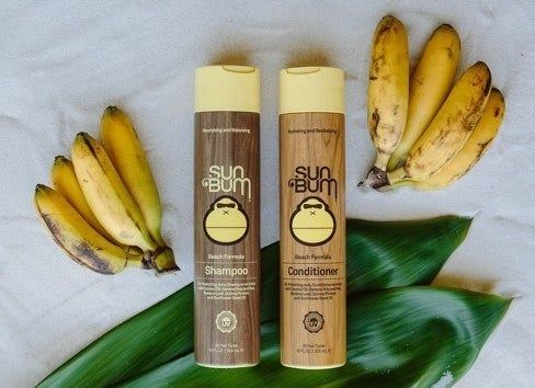 The shampoo and conditioner set