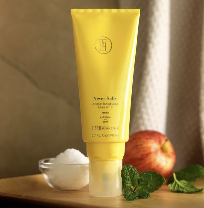 This product is a fantastic addition to your hair care routine, offering intense cleansing and hydration. Perfect for rejuvenating dry hair and giving it a healthy, soft shine.