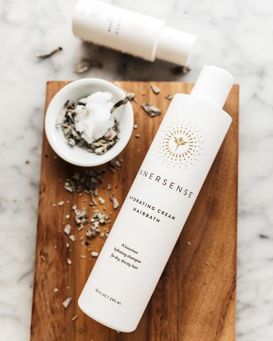 The bottle of Hydrating Cream shampoo