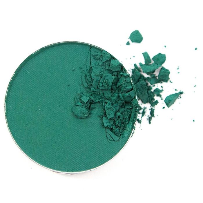a striking pine green eyeshadow shade