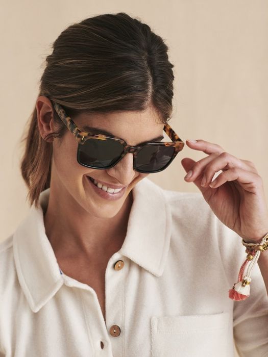 A model showcasing the sleek Raen sunglasses