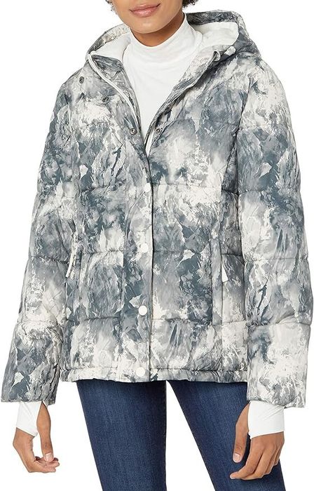 front view of the marble print puffer jacket