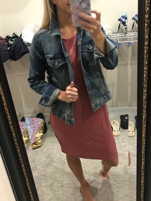 Reviewer sporting a denim jacket