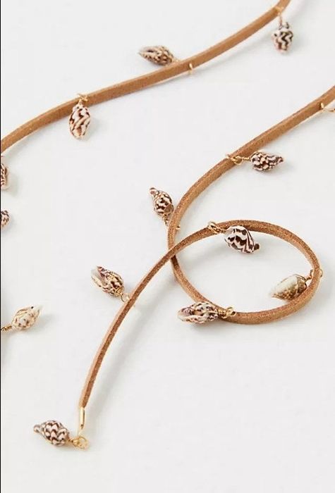 The stunning shell braid set.