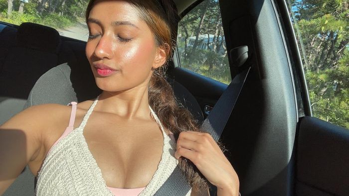 reviewer's selfie showcasing their glowing skin
