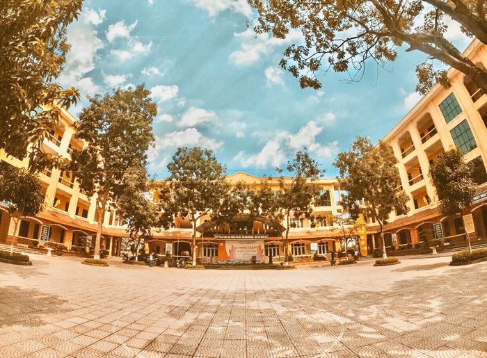 Thuong Cat High School Image 1