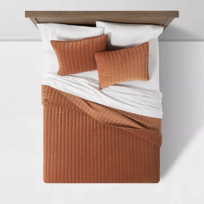Caramel-colored quilt
