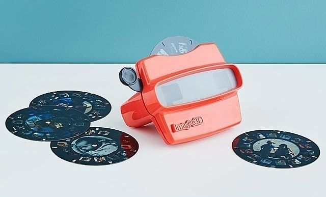 A nostalgic reel viewer, complete with custom photo reels, brings back childhood memories.
