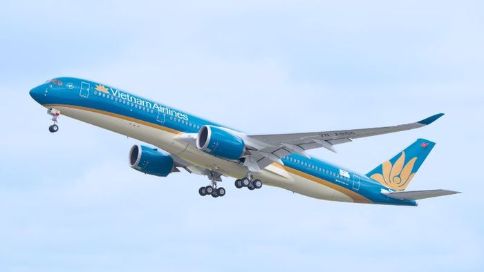 Airplanes are the main mode of transport between Vietnam and Shanghai.