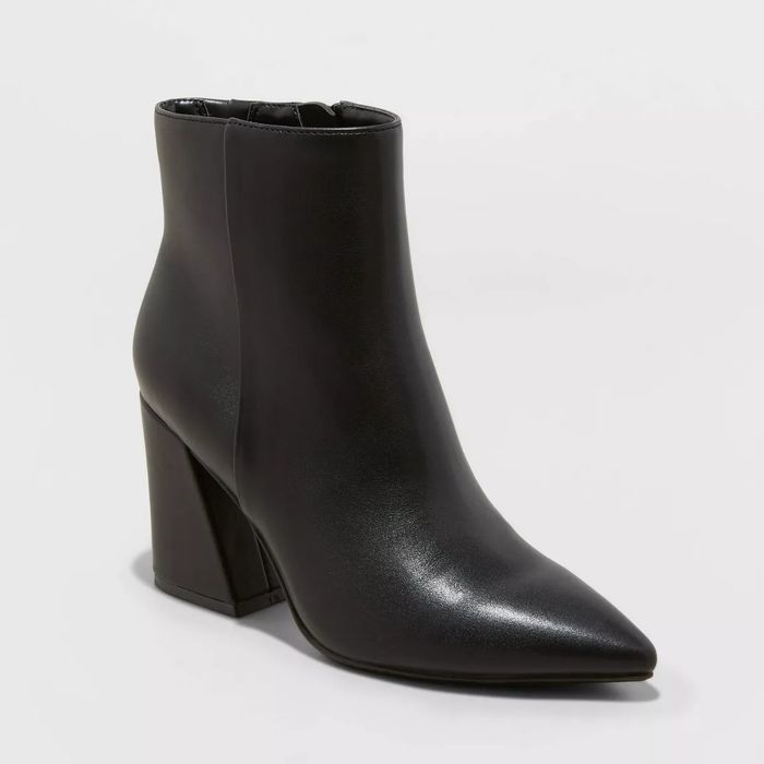 Black faux leather pointed-toe ankle boots