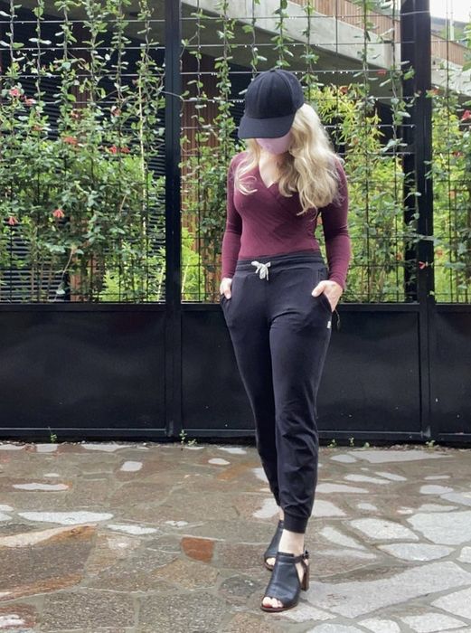 Image of Mytour writer wearing black pants