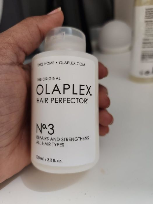 Photo showing the product bottle.