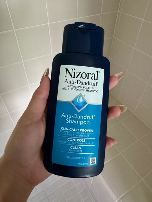 A review photo of the shampoo.