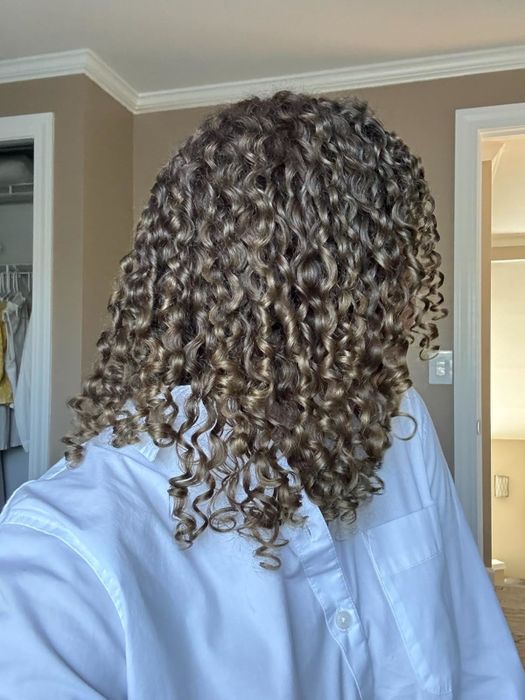 The reviewer's hair after using the mask.