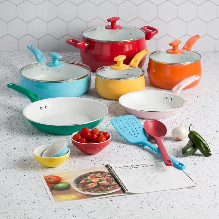 The vibrant cookware set