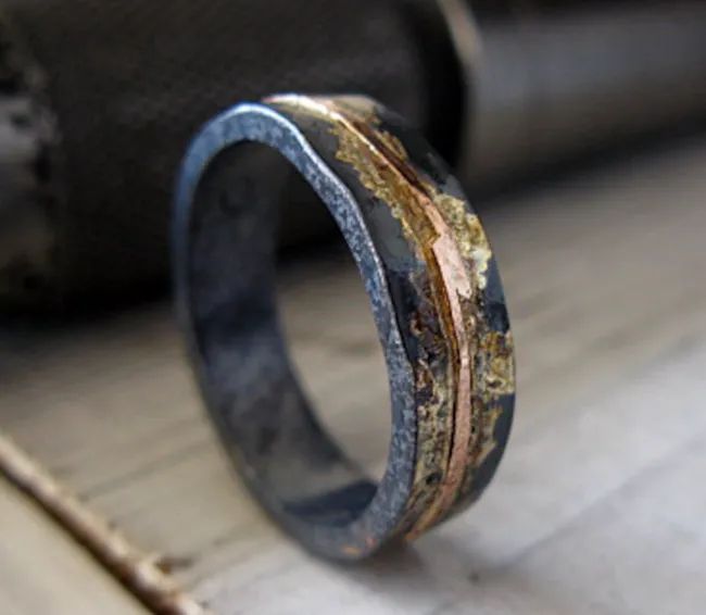 A mixed metal band with rose gold, yellow gold, and silver accents, blending effortlessly for a unique and modern look.