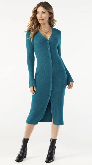 The dress in blue.