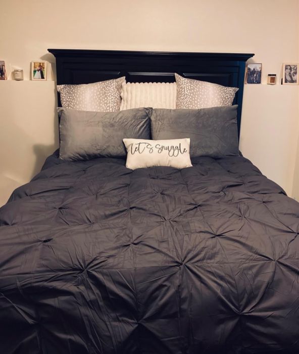 Photo shared by the reviewer of the comforter