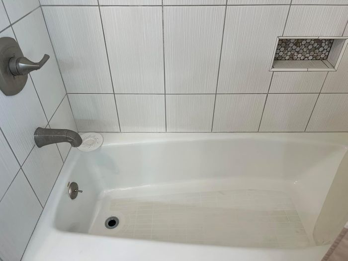 photo of a bathtub after using the cleaner