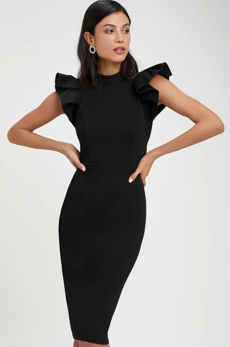 a model wearing the ruffle dress in black