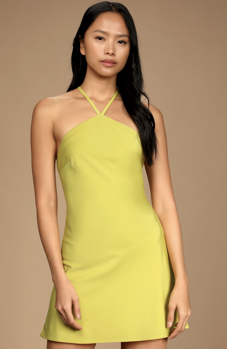 model wearing the dress in bright yellow