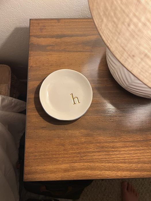 A reviewer’s photo showing the dish on a nightstand.
