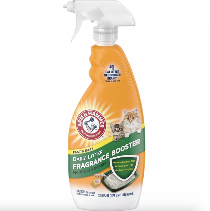 Arm & Hammer Daily Litter Fragrance Booster bottle with fast and easy multi-cat strength and odor control details on the label