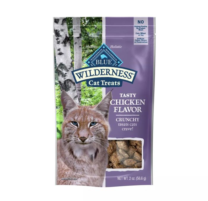 Blue Wilderness Cat Treats, Delicious Chicken Flavor, 2 oz Bag